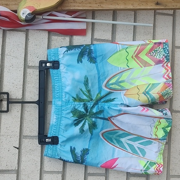 H&M Swim Trunks - Picture 7 of 9